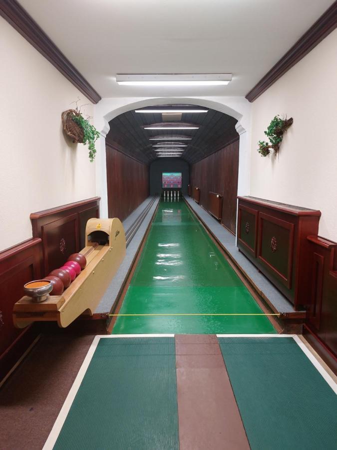 Hotel Weisse Taube Döbeln Esterno foto